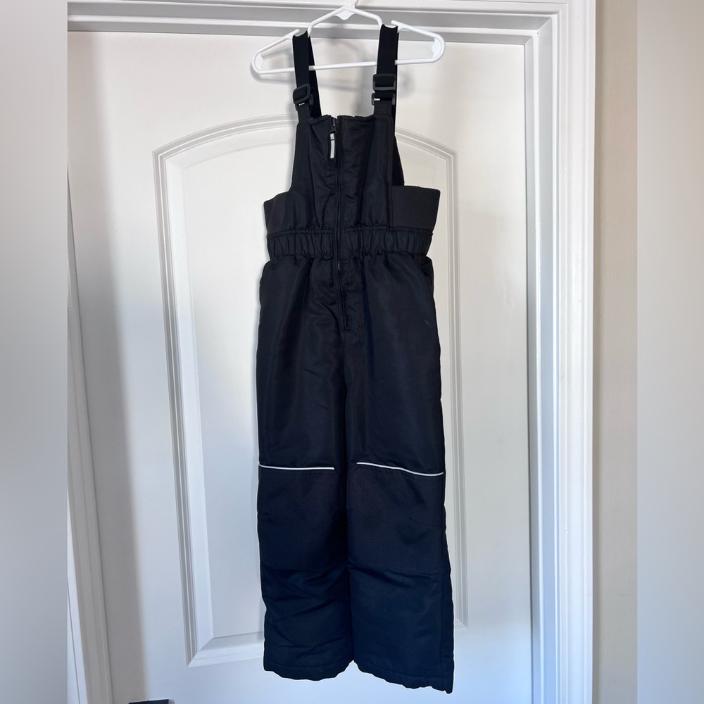 Kids snow suit